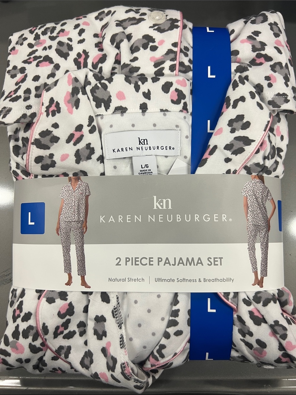 Karen Neuburger womens White Leopard Print 2-Piece Pajama Set with Pink Accents